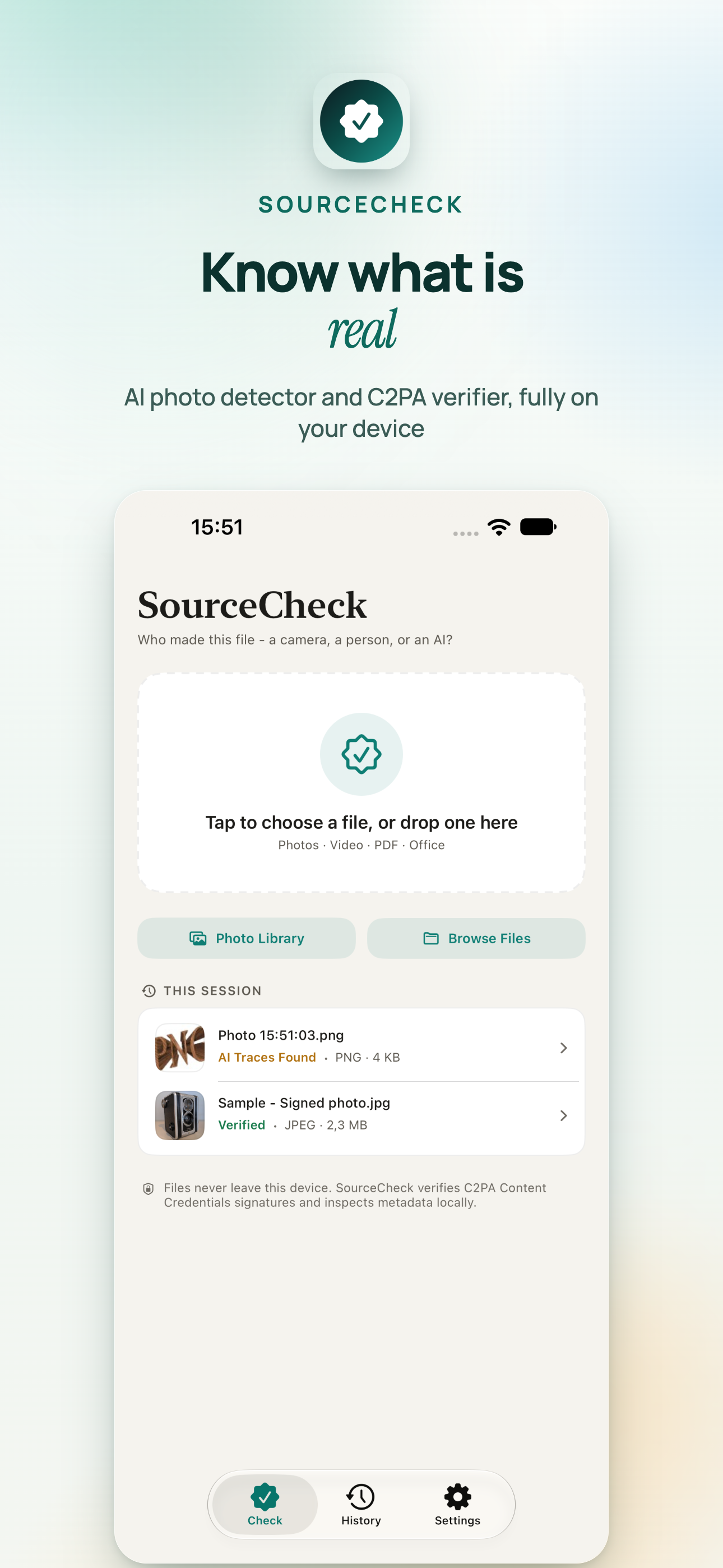 SourceCheck on iPhone, screen 1
